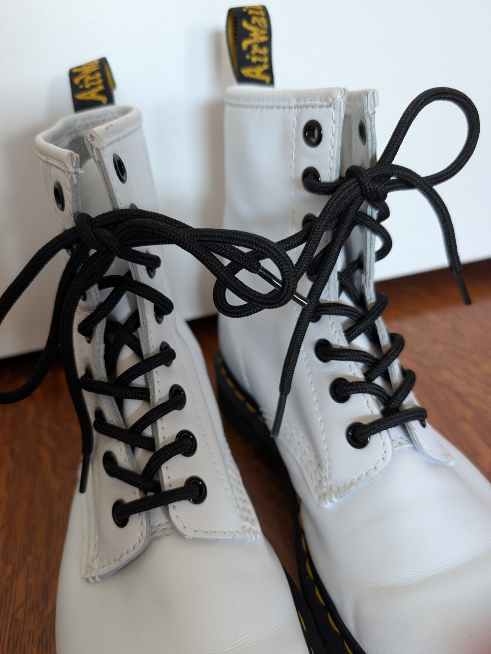 Dr. Martens 1460 White Leather Lace-Up Ankle Boots Women's Size 6 - Picture 4 of 15
